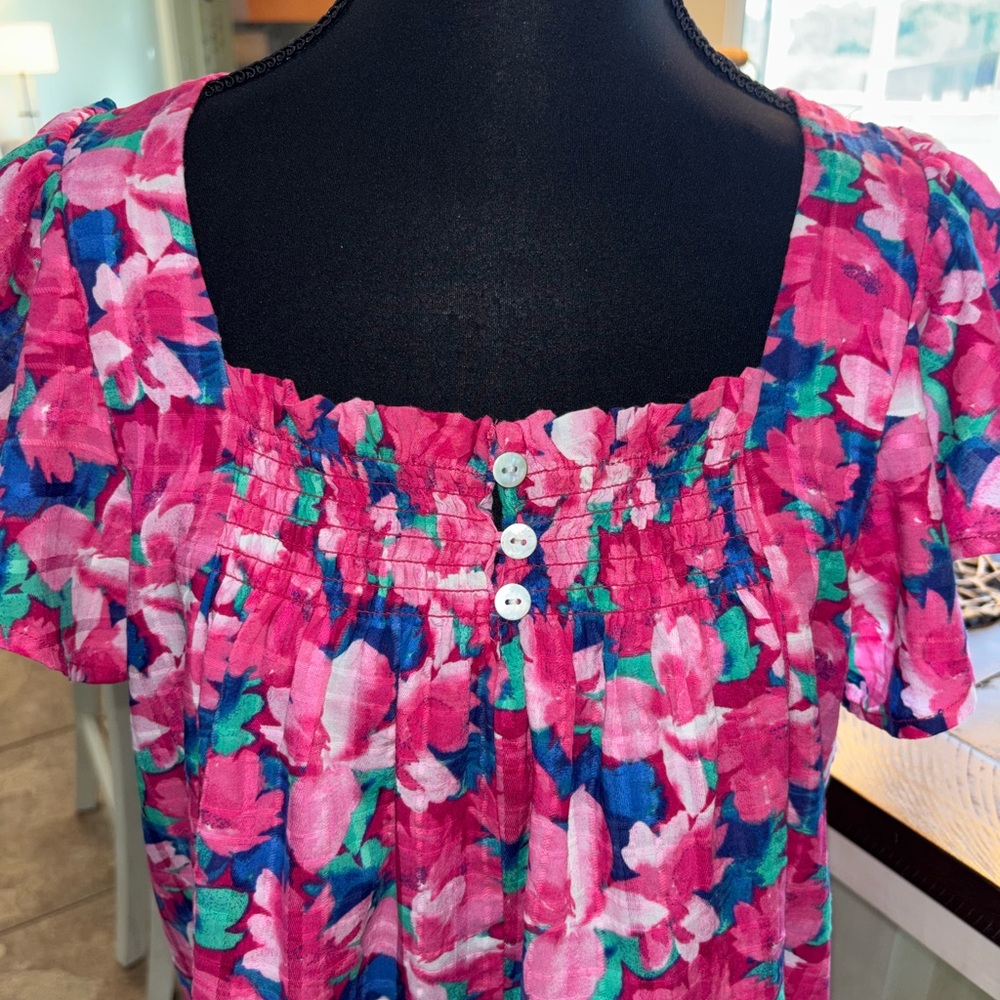 🌸💙 Draper James 💙🌸 Pink and Blue Floral Blouse Size (S) - Picture 3 of 10